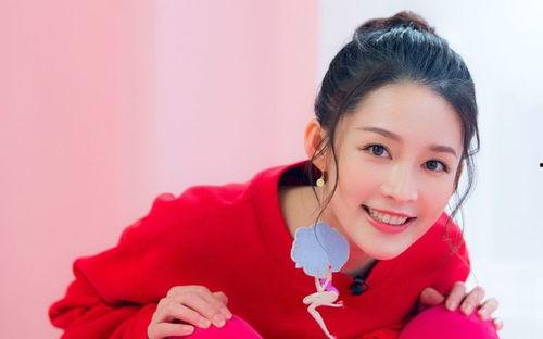 娱乐吃瓜酱蓝妮妮,娱乐吃瓜酱的时尚生活与潮流风向标  第2张